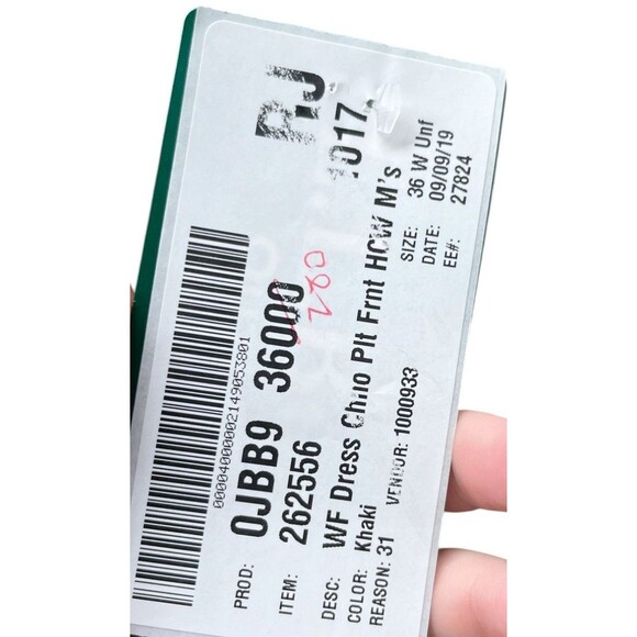 LL Bean Pants Men's Size 36 x 28 Beige Chino 100% Cotton Tapered Leg - Picture 6 of 6